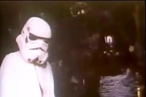 Взяли гадкие люди Звездные костюмы войны и сделал порно видео в то время как они были одеты в них