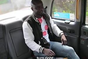 Black guy is fucking a slutty blonde babe in the back of her huge car